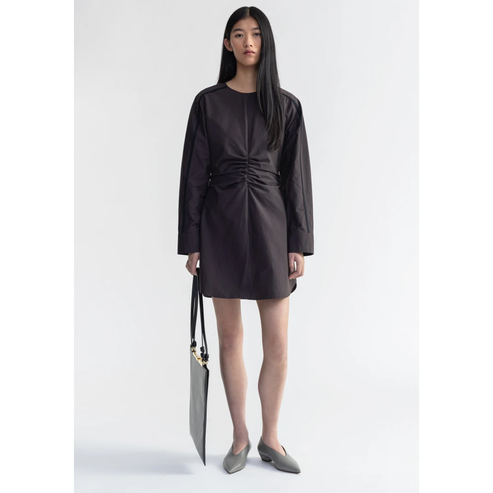 Aeron Lilian Gray Dames