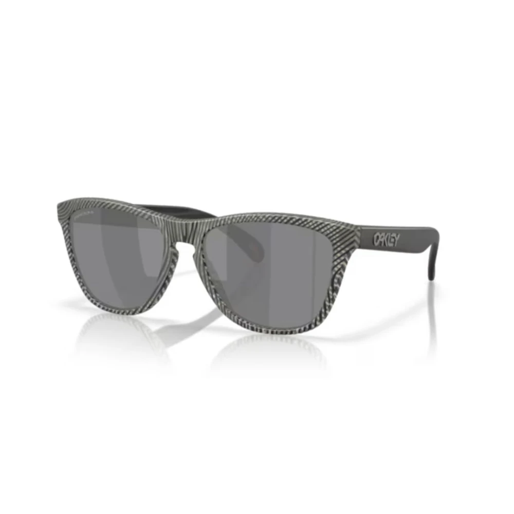 Oakley Unisex Gray Sunglasses, 55 Mm, Sporty Sunglasses For Outdoor Activities