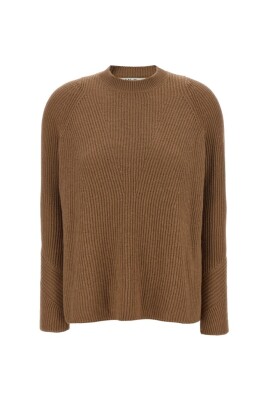 pull-a-col-rond-cotele-style-molveno