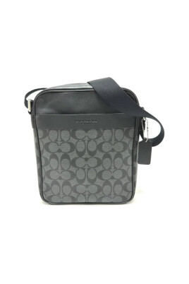 pre-owned-leather-shoulder-bags