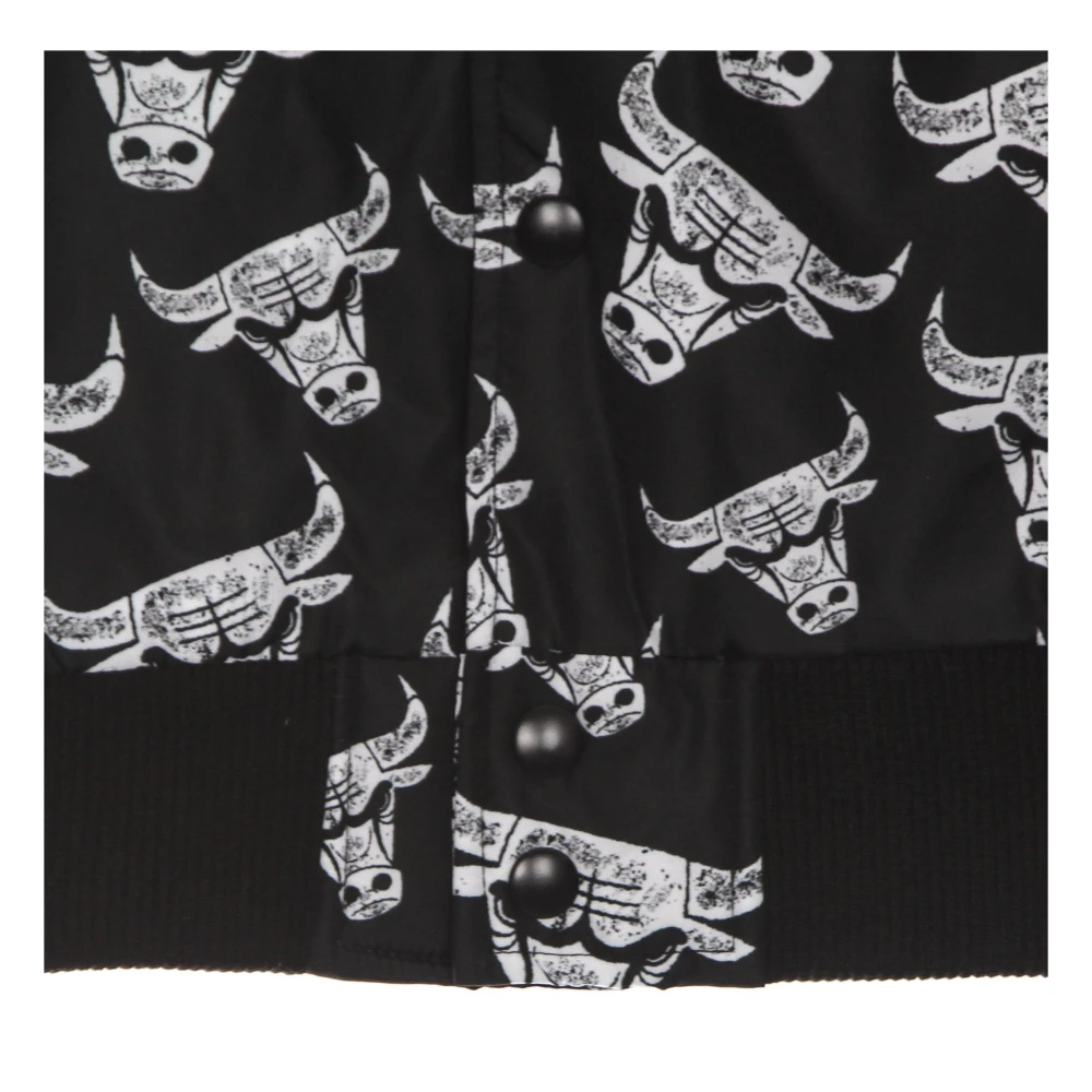 new era Chicago Bulls All Over Print Bomber Jacket Black Heren