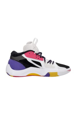 low-top-sneaker-with-jumpman-logo