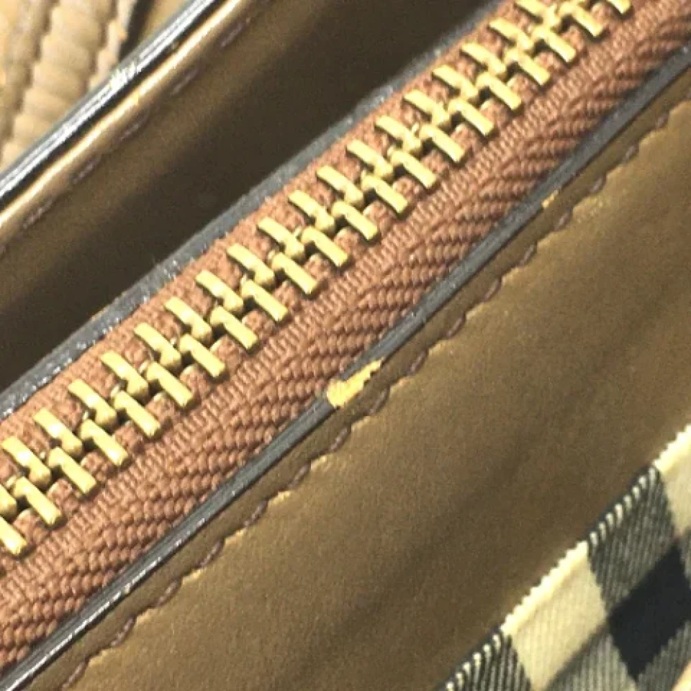 Burberry Vintage Pre-owned Leather shoulder-bags Brown Dames