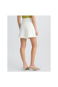 cotton-blend-bermuda-with-elegance