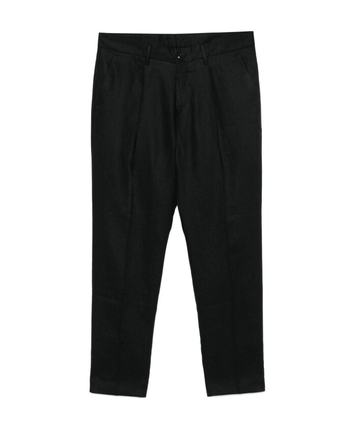 zwarte-linnen-broek-stijlvolle-pasvorm