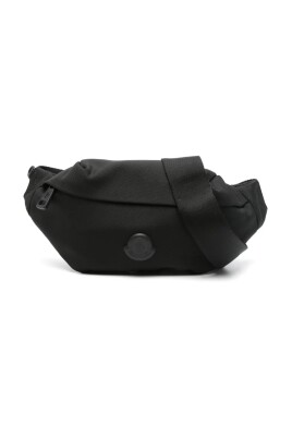 sacs-noirs-avec-inserts-en-cuir