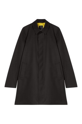 carcoat-in-three-layer-waterproof-technical-fabric