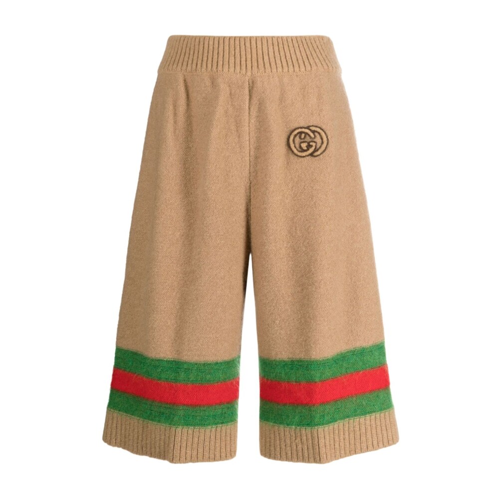 Pantalones best sale cortos gucci