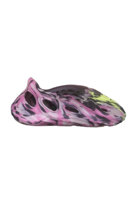 foam-rnnr-mx-carbon-sneakers