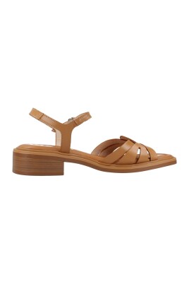 flade-sandaler-med-hael