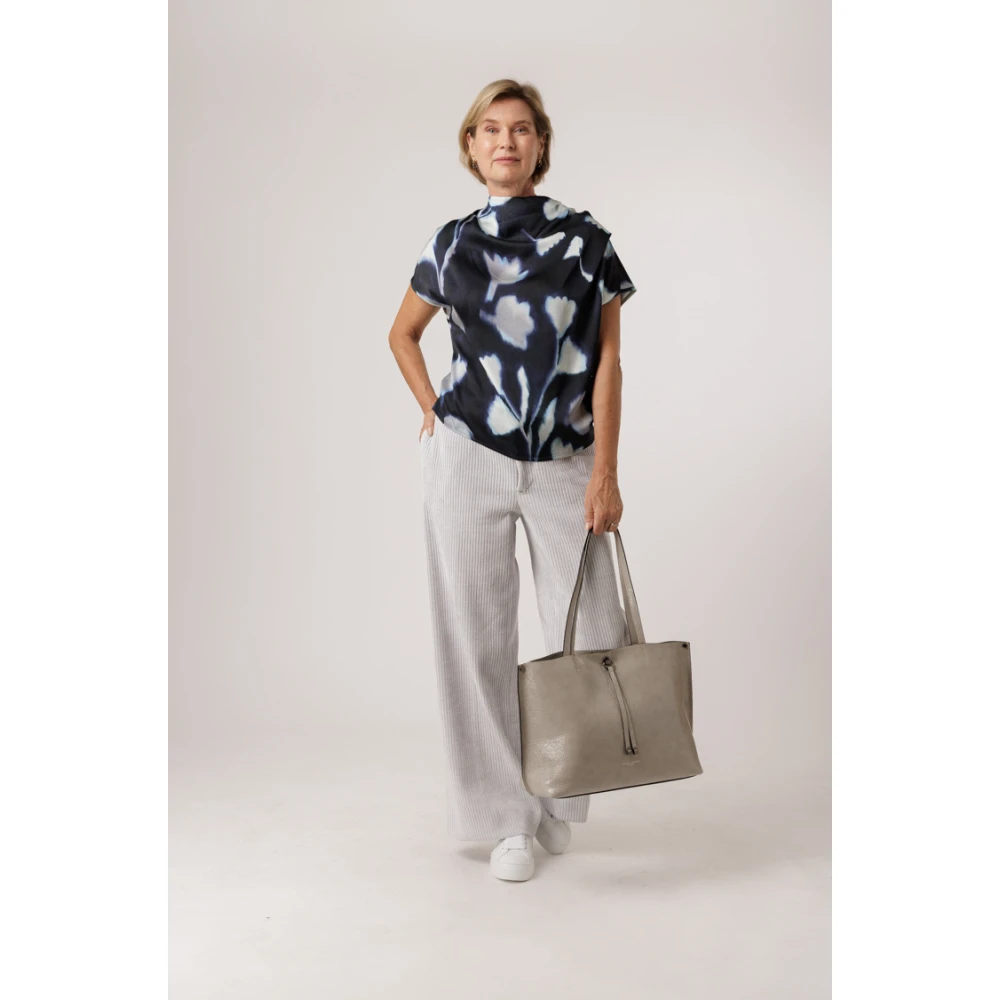 Caroline Biss Gedessineerde blouse met opstaande kraag Multicolor Dames