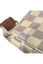 pre-owned-canvas-handbags