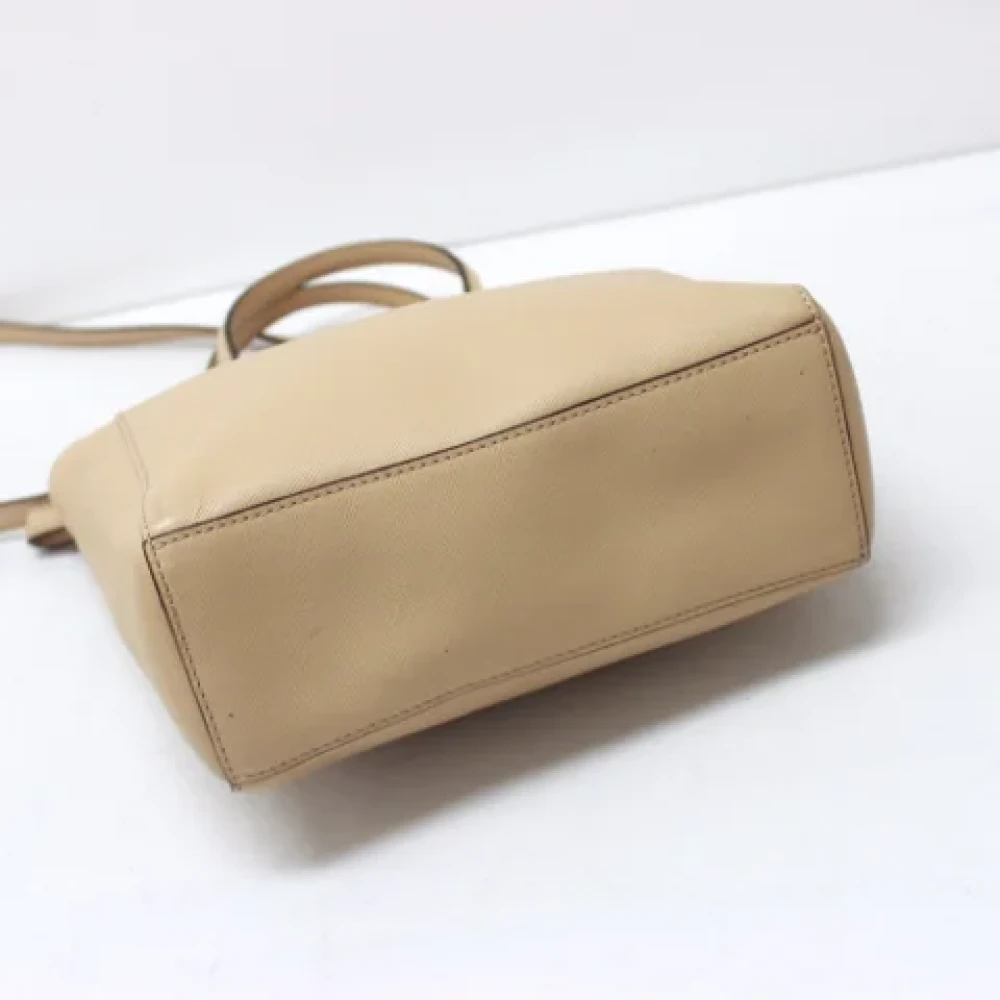 Coach Pre-owned Leather handbags Beige Dames