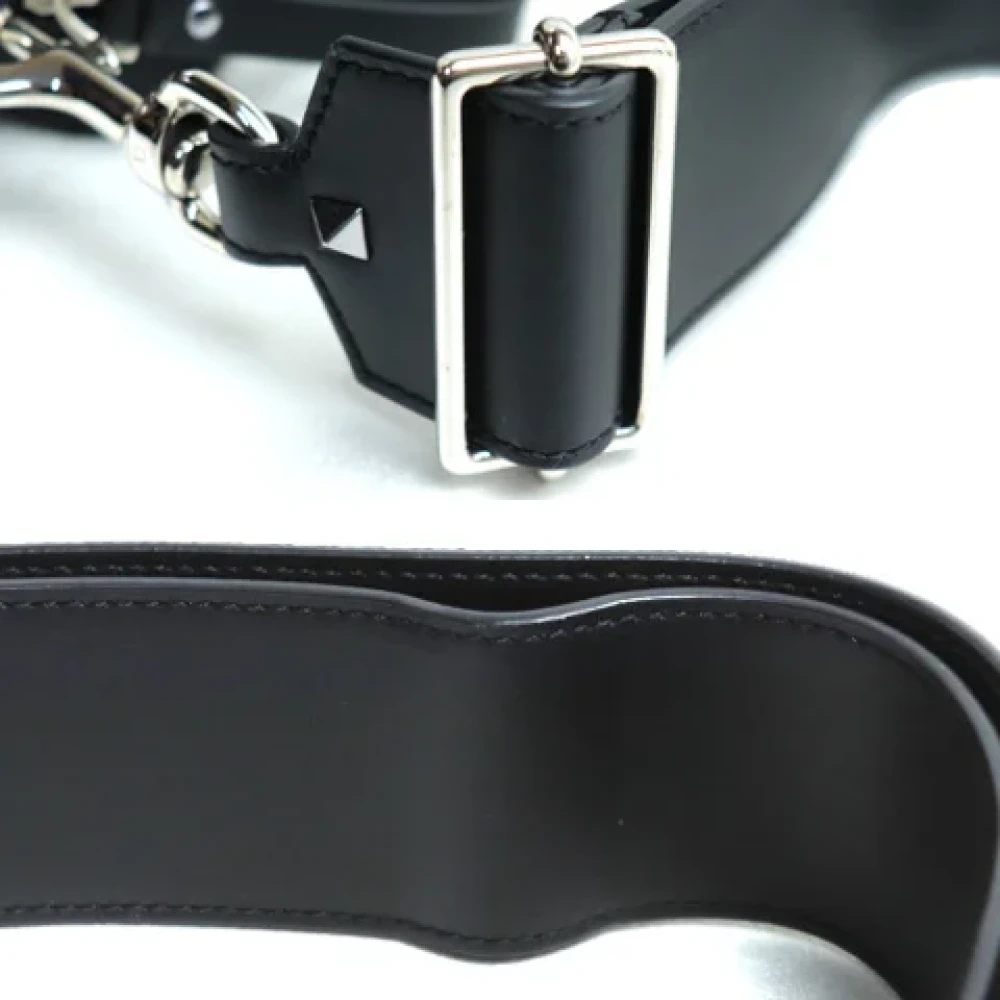 Valentino Vintage Pre-owned Leather shoulder-bags Black Dames