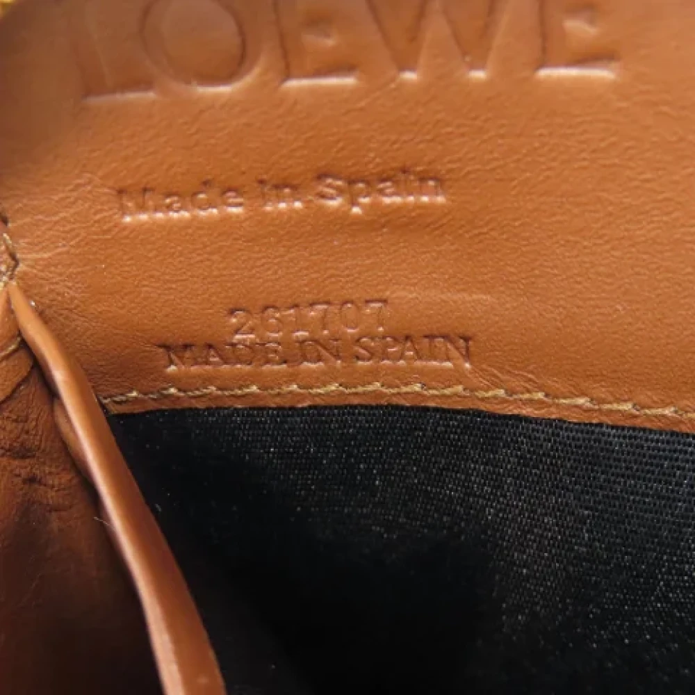 Loewe Pre-owned Leather wallets Brown Dames