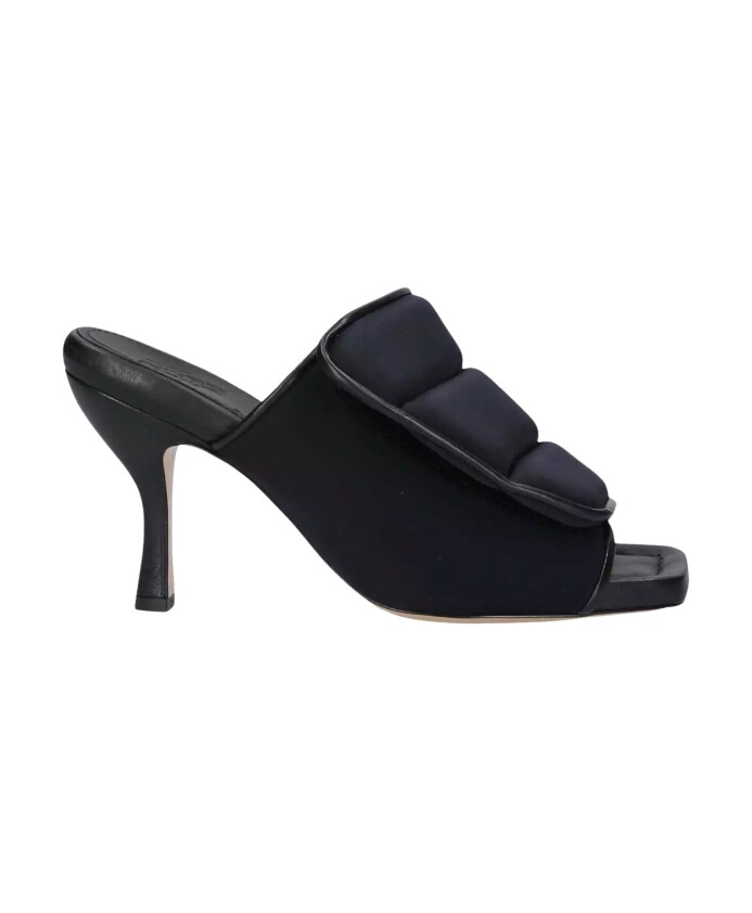 black-high-heel-sandals-with-strap