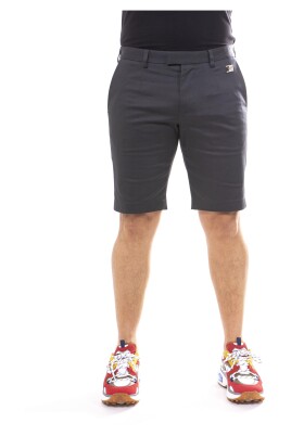 grey-pants