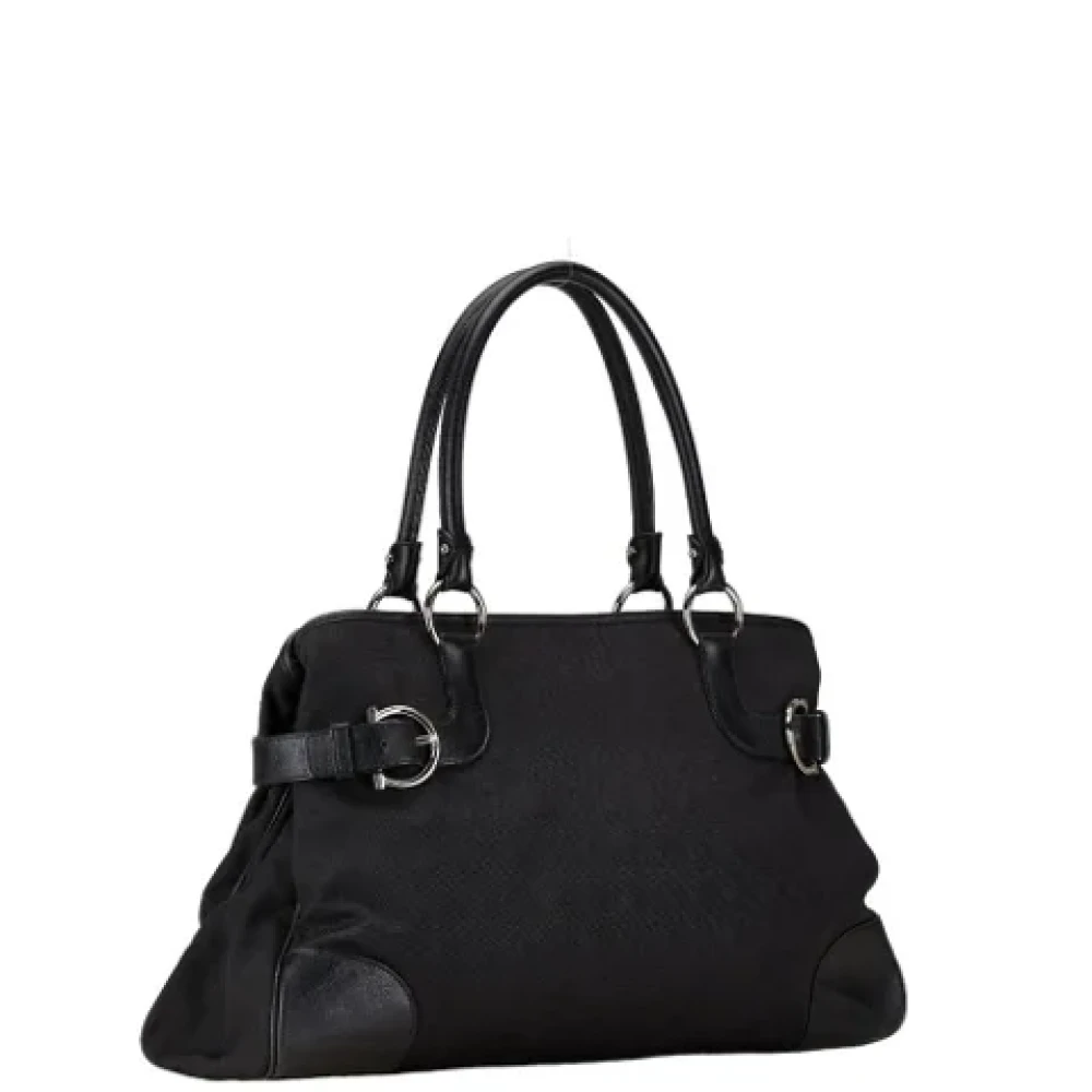 Salvatore Ferragamo Pre-owned Canvas shoulder-bags Black Dames
