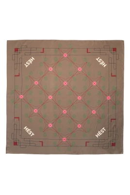 Elegant Eliza Sidenscarf