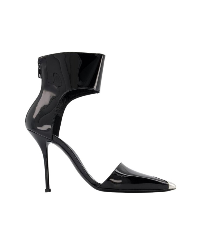 sandals-in-black-silver-leather
