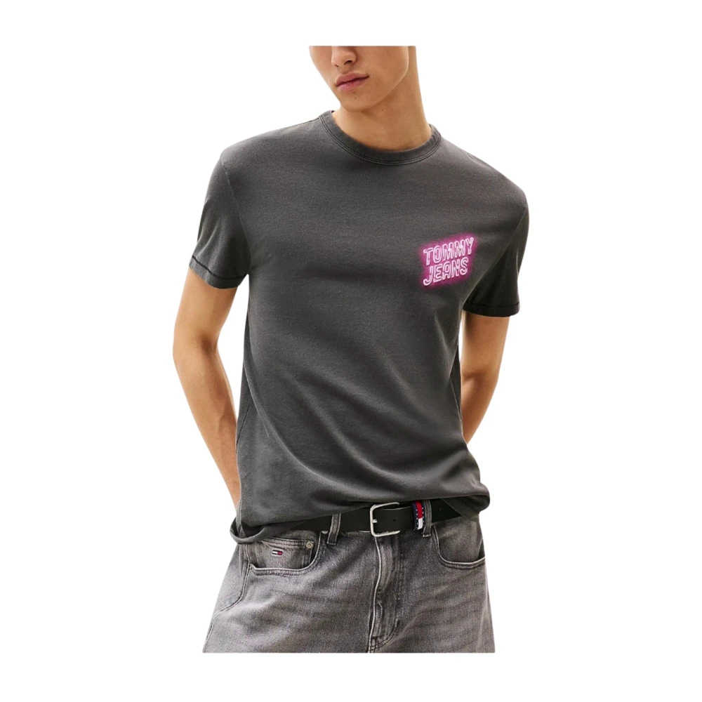 Tommy Hilfiger Men's Gray Novelty Graphic Tee Elevate Style