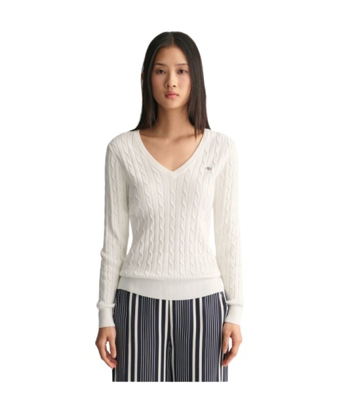 pull-en-coton-torsade-a-col-en-v