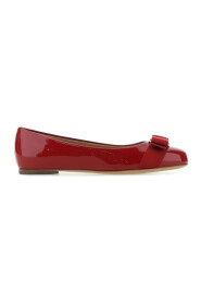 Salvatore Ferragamo płaskie buty czerwone