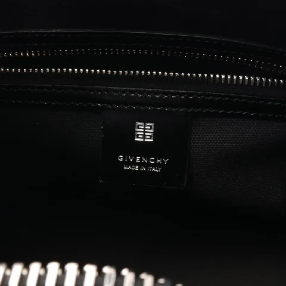 Givenchy Pre-owned Leather handbags Black Dames