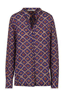 creponne-blouse-with-v-neck