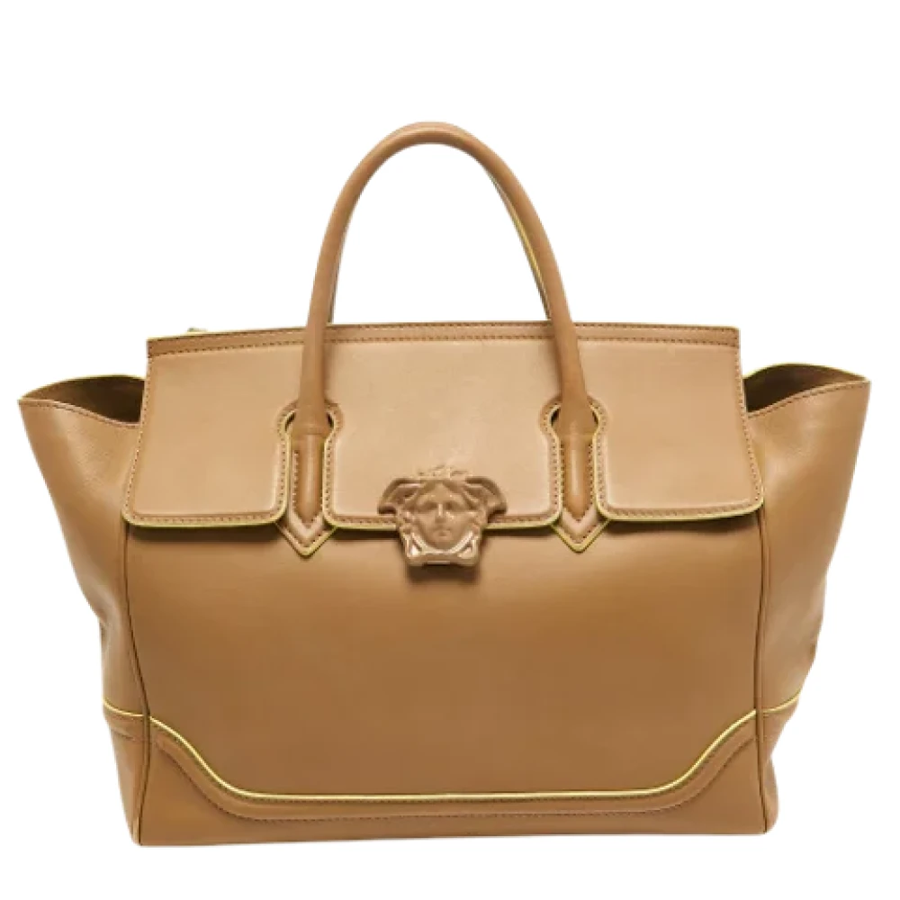 Versace Pre-owned Leather totes Beige Dames