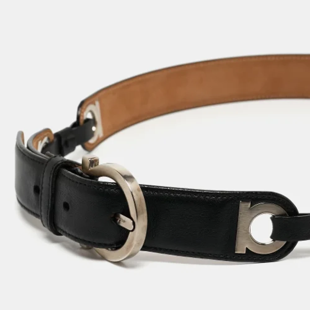 Salvatore Ferragamo Pre-owned Leather belts Black Dames