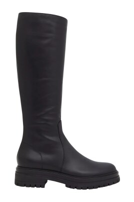 black-leather-knee-high-boots