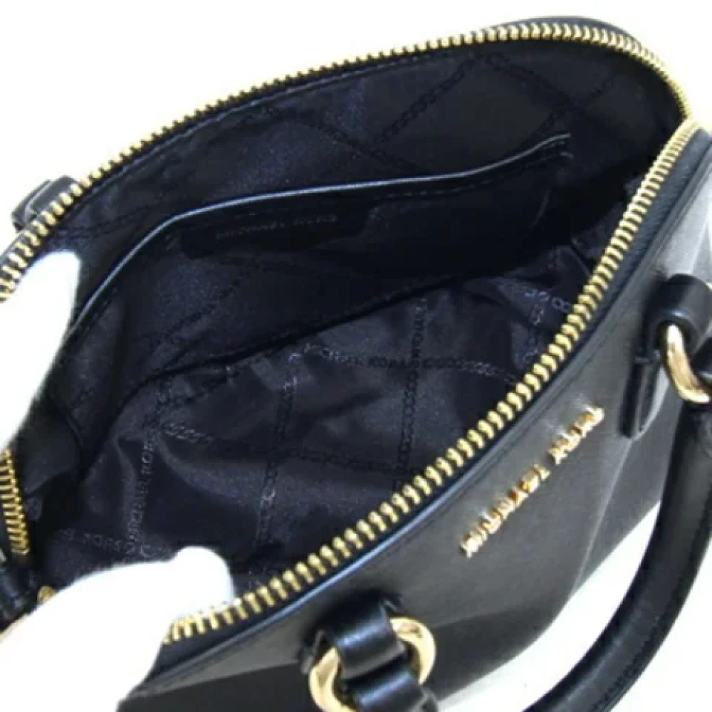 Michael Kors Pre-owned Leather handbags Black Dames
