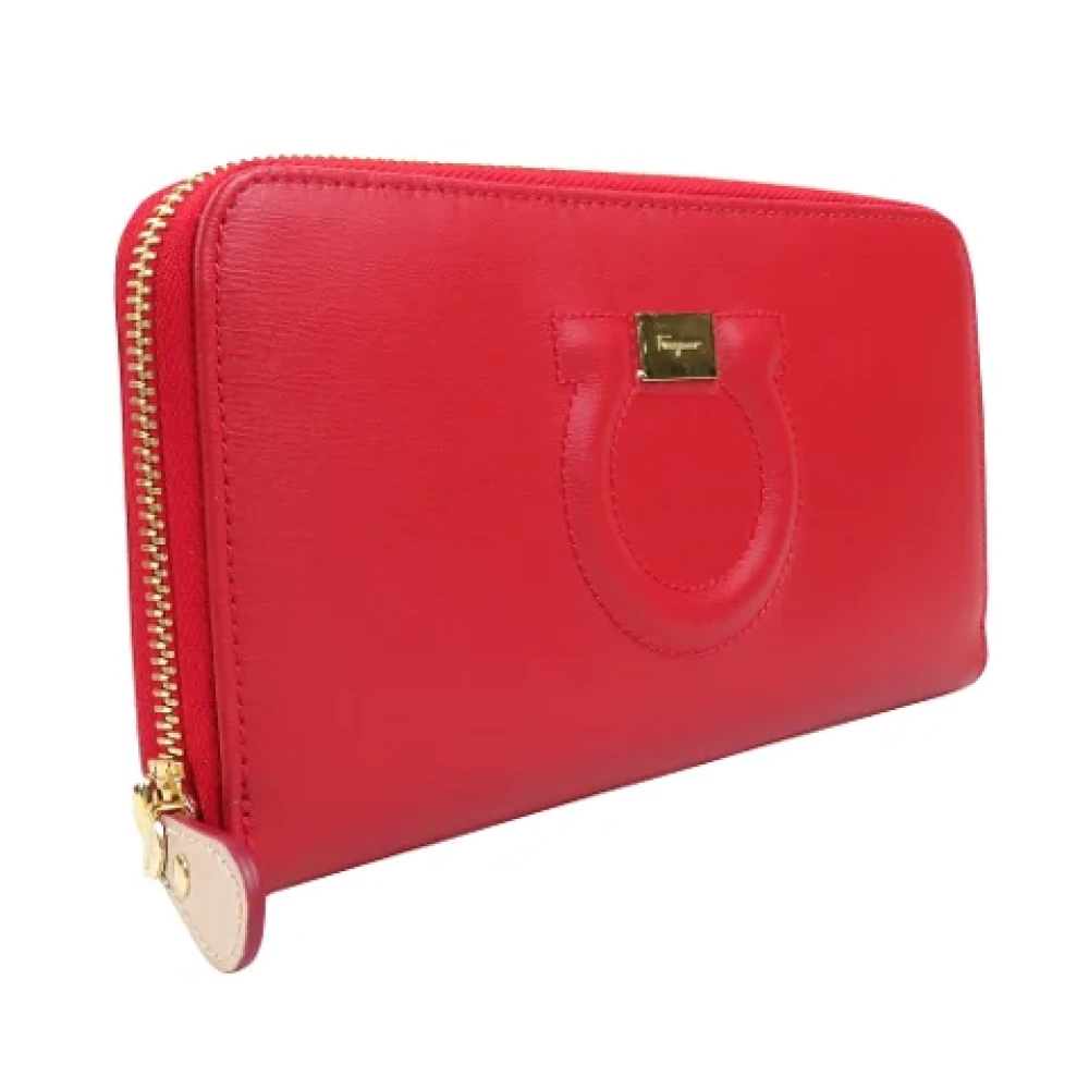 Salvatore Ferragamo Pre-owned Leather wallets Red Dames