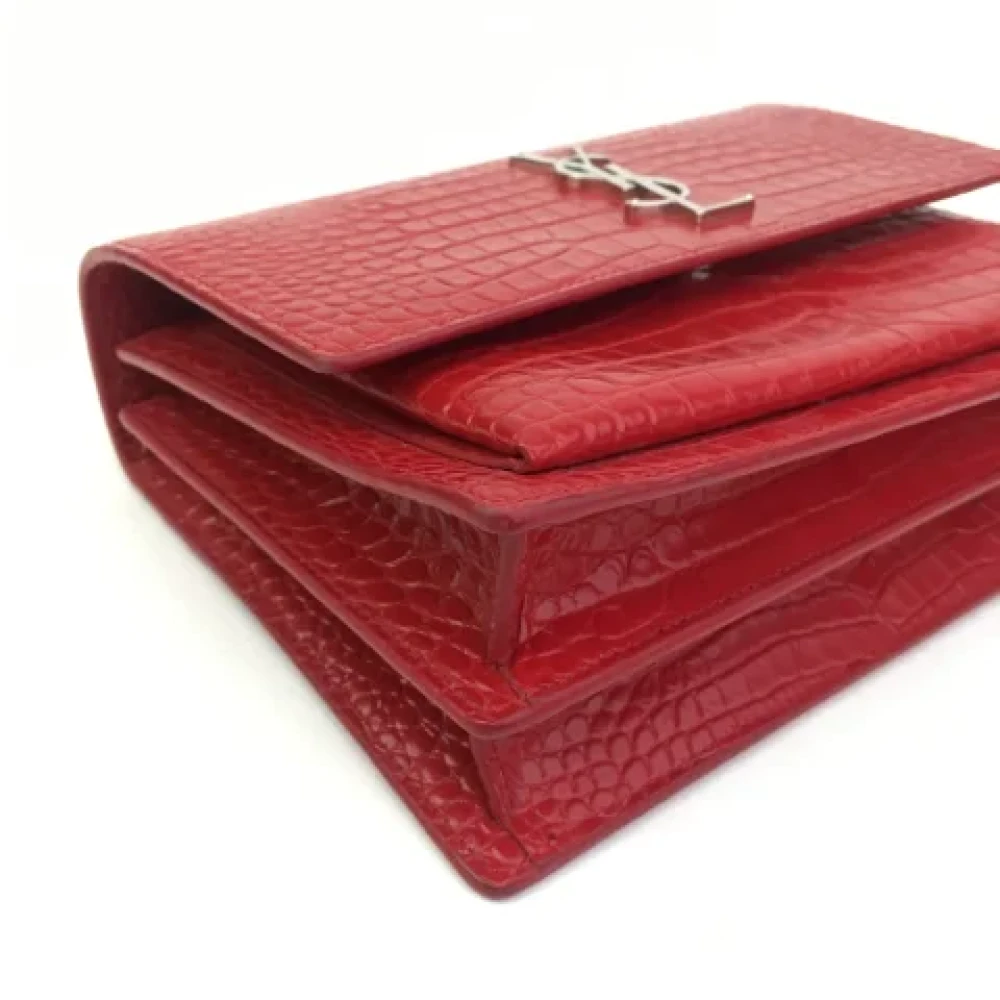 Saint Laurent Vintage Pre-owned Leather shoulder-bags Red Dames