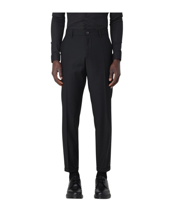 pantalon-noir-moderne