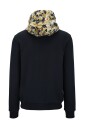 sweat-a-capuche-homme-avec-detail-multicolore