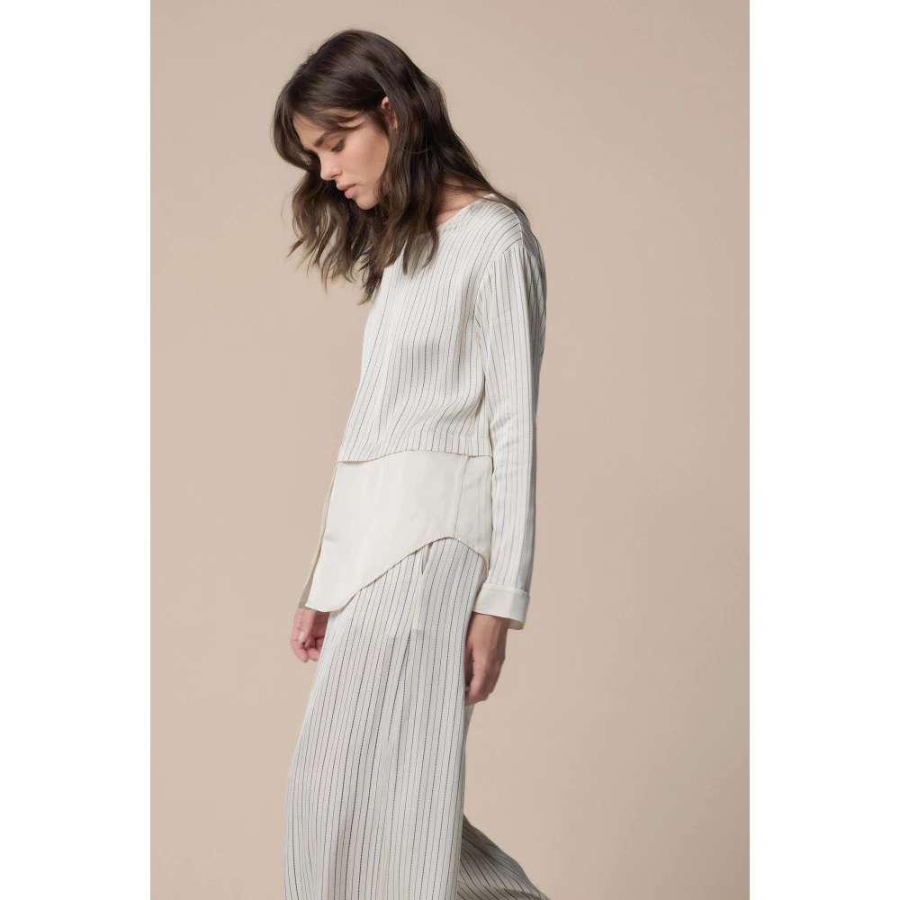 Kocca Stijlvolle Blouses voor Vrouwen Beige Dames