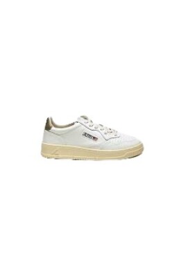 sneakers-basses-blanc-vert-militaire