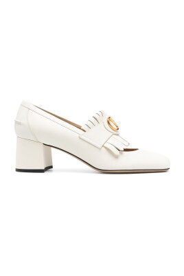 white-heeled-pumps-elegant-shoes