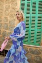 robe-maxi-florale-avec-decoupe-a-la-taille
