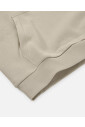 pull-beige-avec-imprime-au-dos