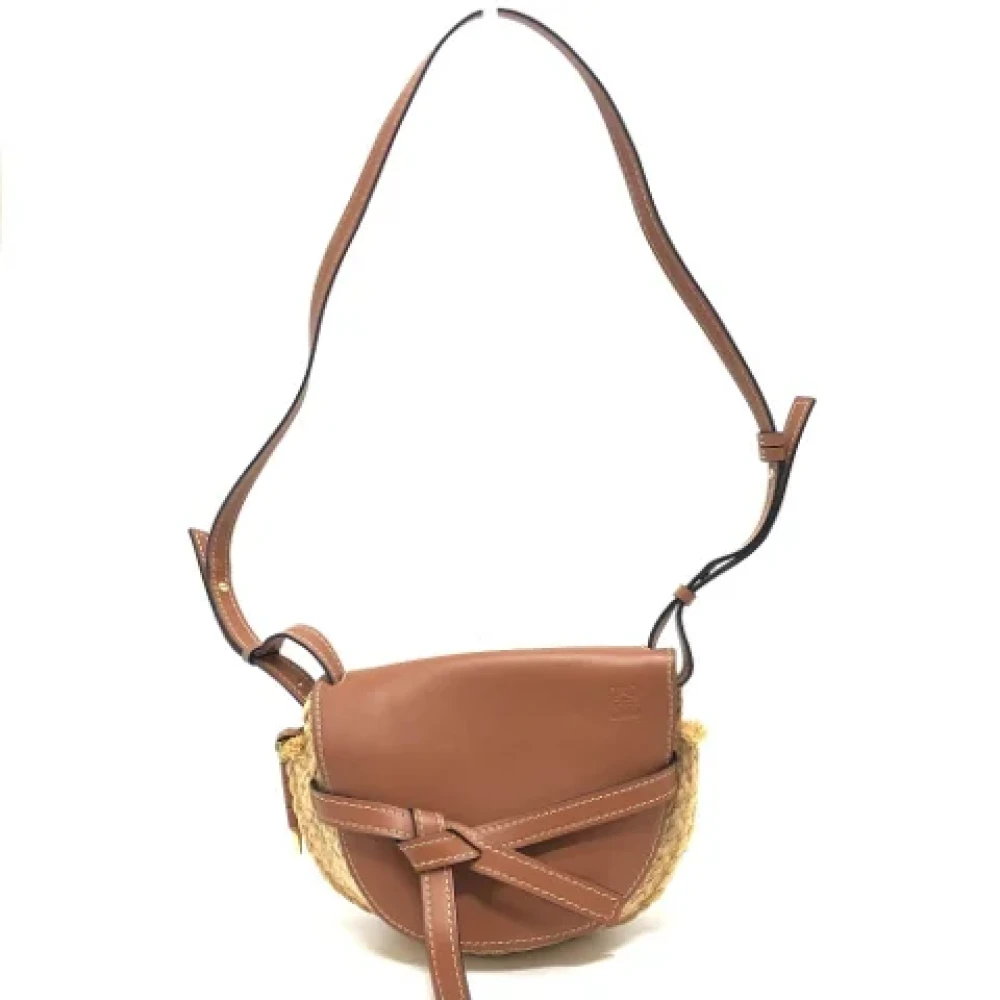 Loewe Pre-owned Canvas shoulder-bags Beige Dames