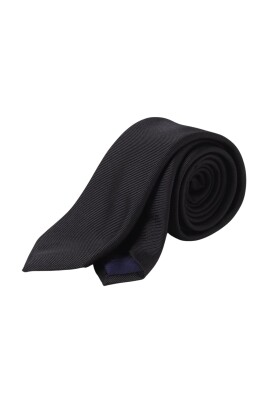 black-silk-necktie-elegant-style