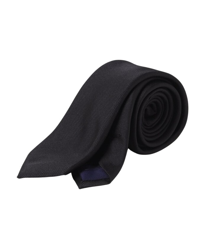 cravate-en-soie-noire-style-elegant