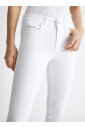 skinny-jeans-with-5-pockets