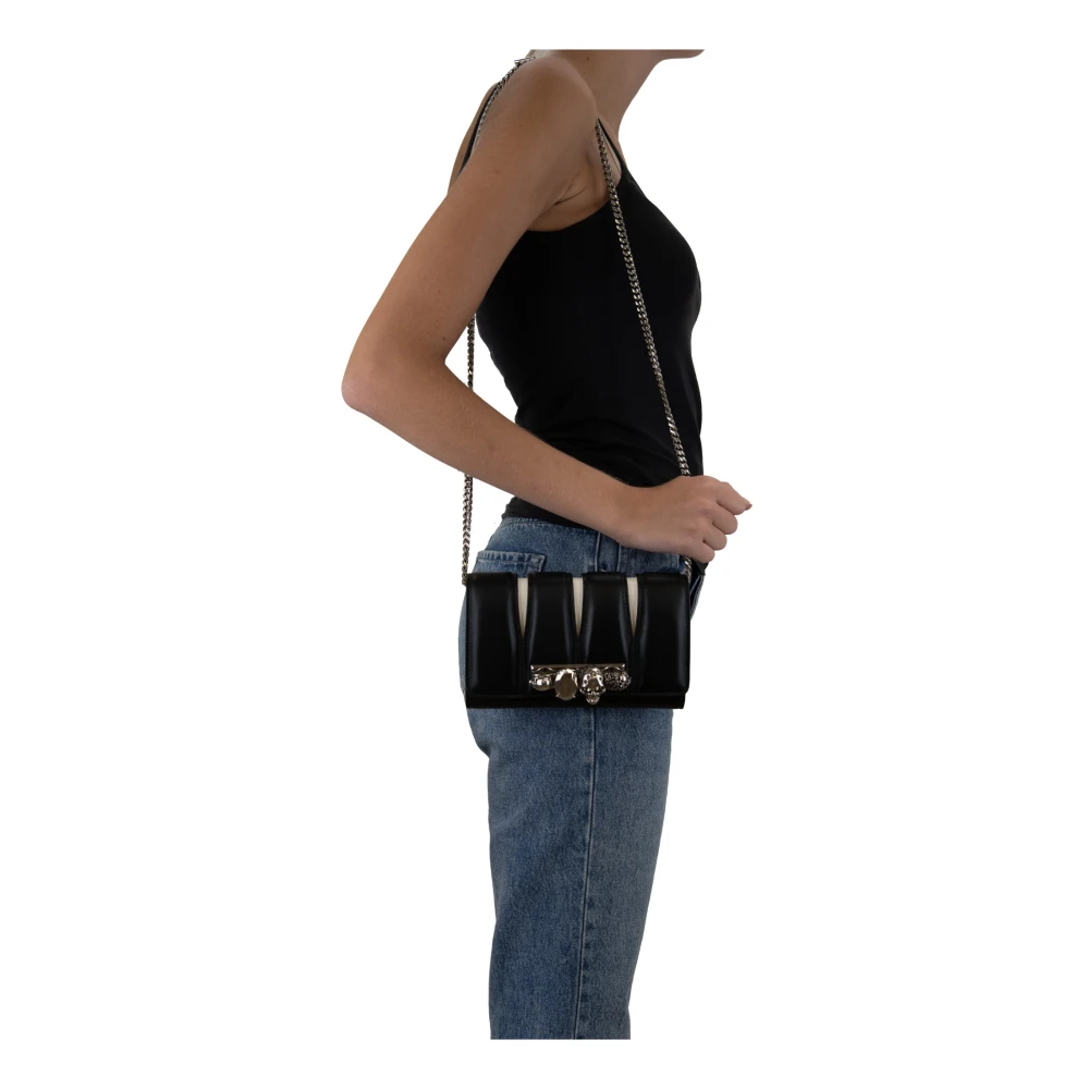 alexander mcqueen Gewatteerde leren schoudertas met schedeldetail Black Dames