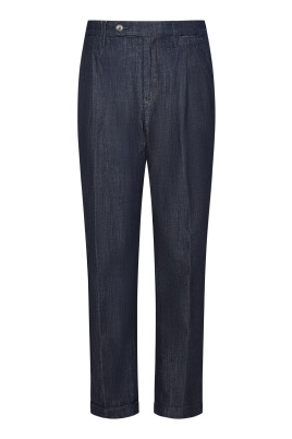 double-pleated-jeans