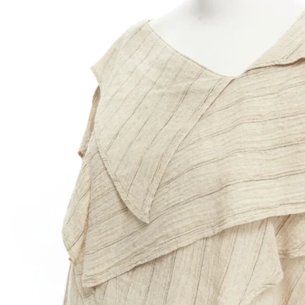 Issey Miyake Pre-owned Fabric tops Beige Dames