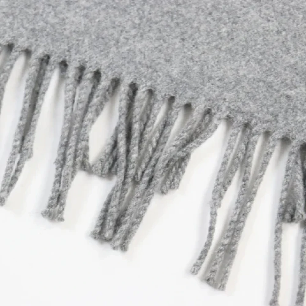 Hermès Vintage Pre-owned Fabric scarves Gray Heren